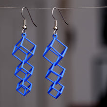 Load image into Gallery viewer, Dangling Cubes Earrings (Nylon)